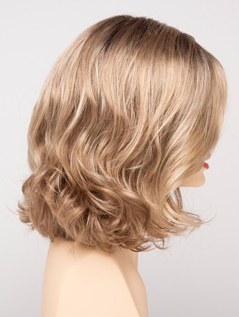 Chloe Wig By Envy I READY-TO-WEAR SYNTHETIC