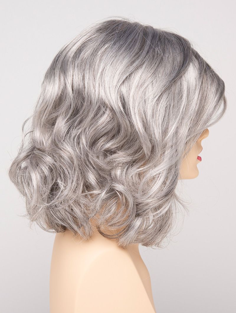 Chloe Wig By Envy I READY-TO-WEAR SYNTHETIC