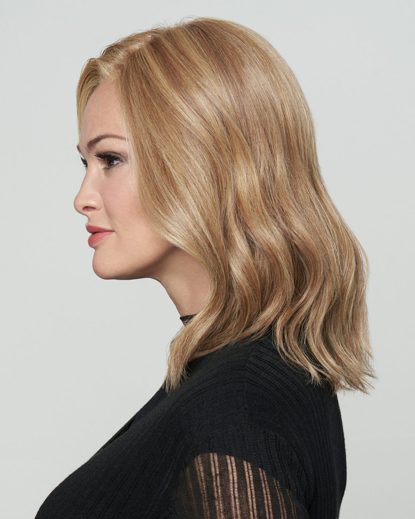 Wavy Day Wig By Raquel Welch