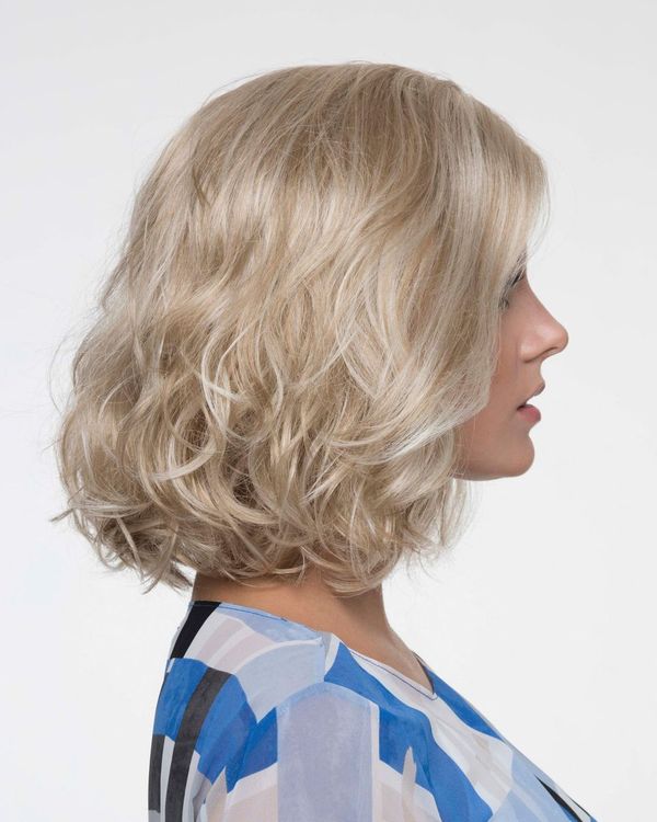 Chloe Wig By Envy I READY-TO-WEAR SYNTHETIC