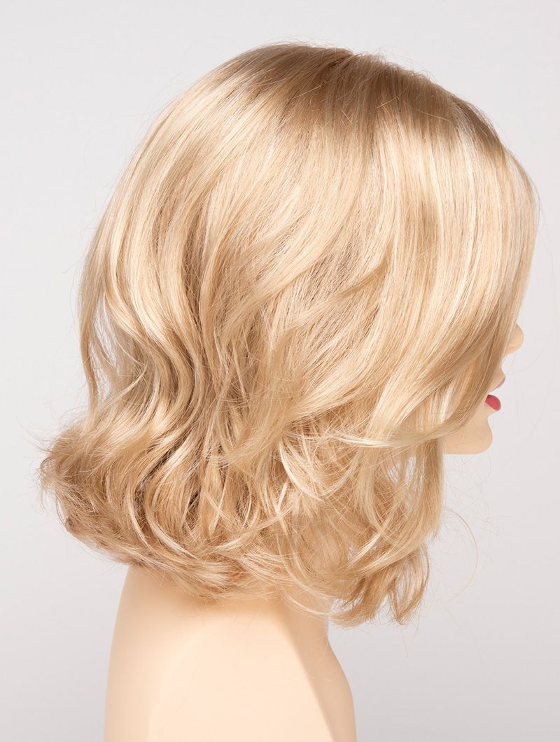 Chloe Wig By Envy I READY-TO-WEAR SYNTHETIC